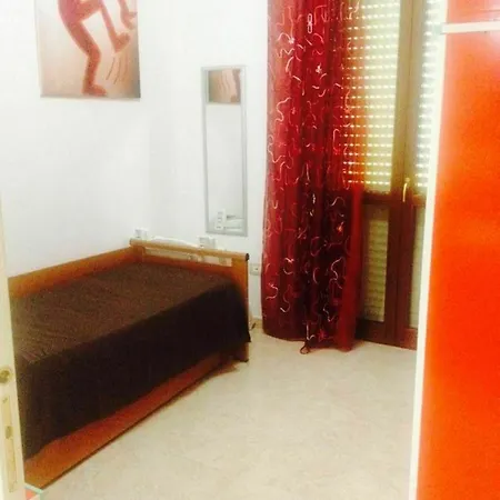 With 2 Bedrooms In Gallipoli, With Furnished Terrace Apartment *