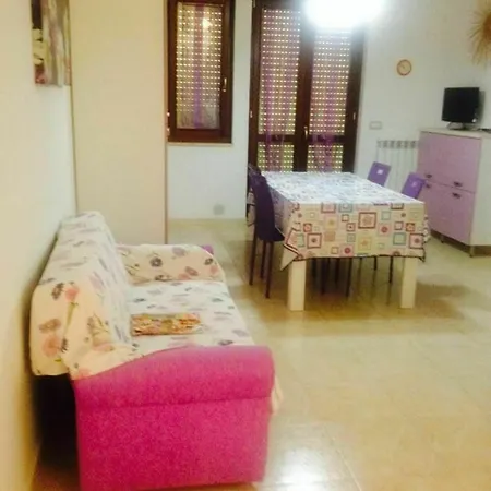 With 2 Bedrooms In Gallipoli, With Furnished Terrace Apartment